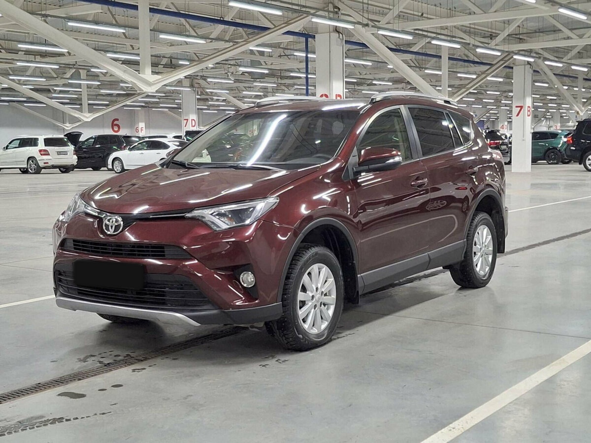 Toyota RAV4 с пробегом — 2016 год. Фото: #0