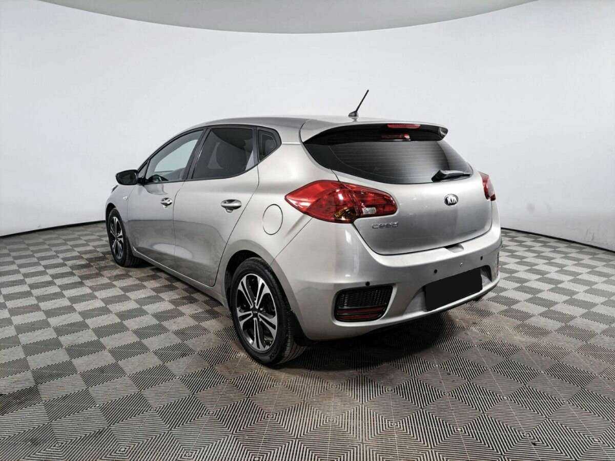 Kia Ceed с пробегом — 2015 год. Фото: #5