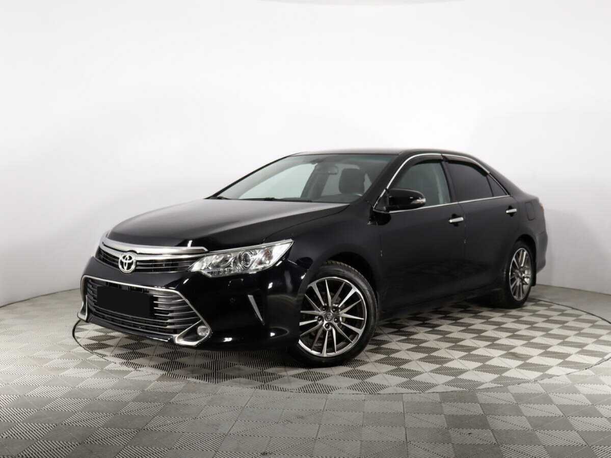 Toyota Camry с пробегом — 2016 год. Фото: #0