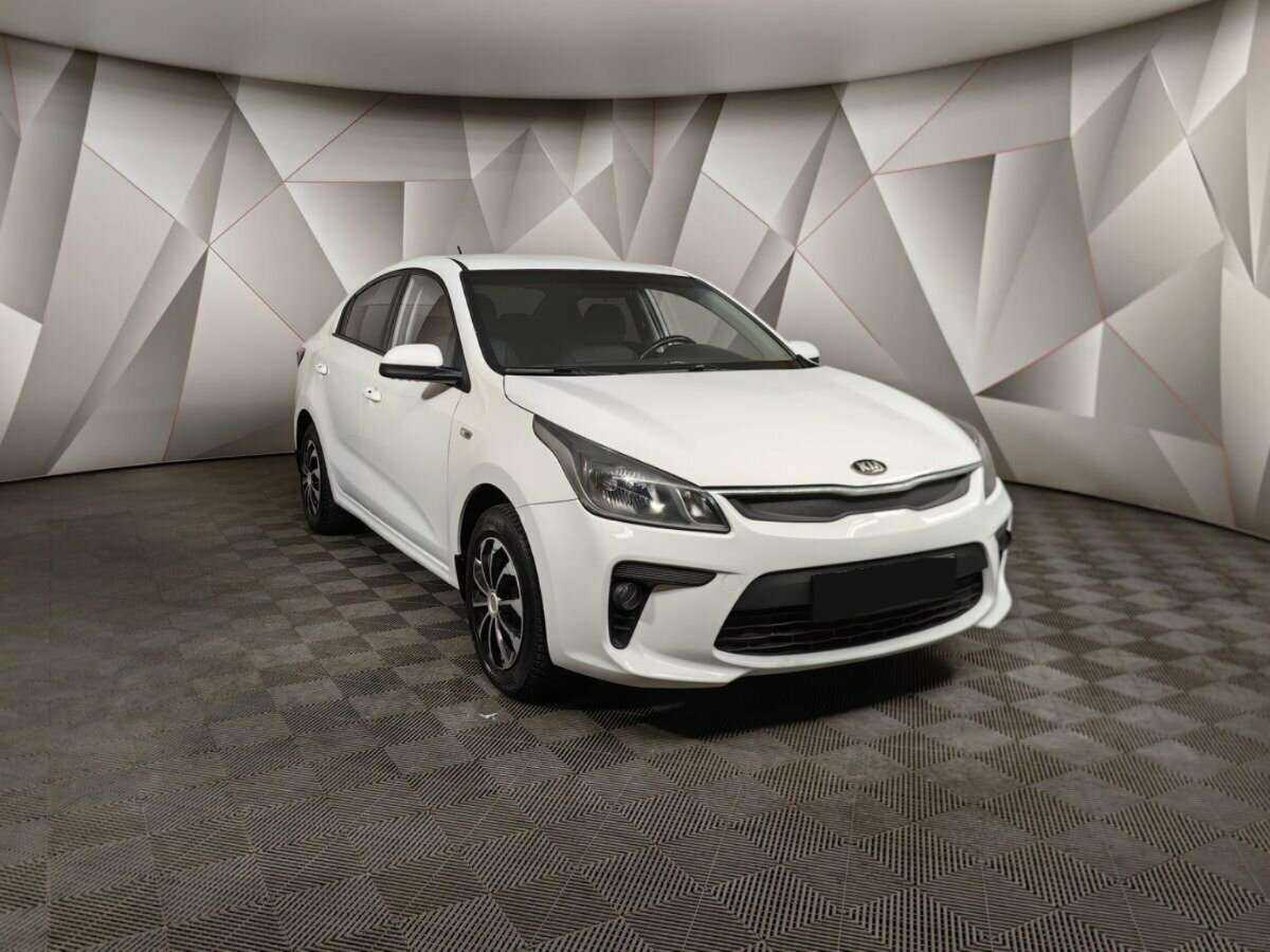 Kia Rio с пробегом — 2017 год. Фото: #2