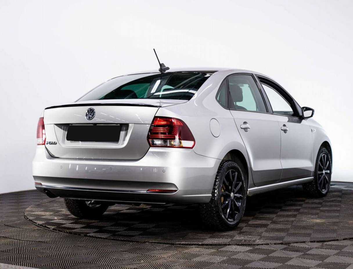 Volkswagen Polo с пробегом — 2018 год. Фото: #5