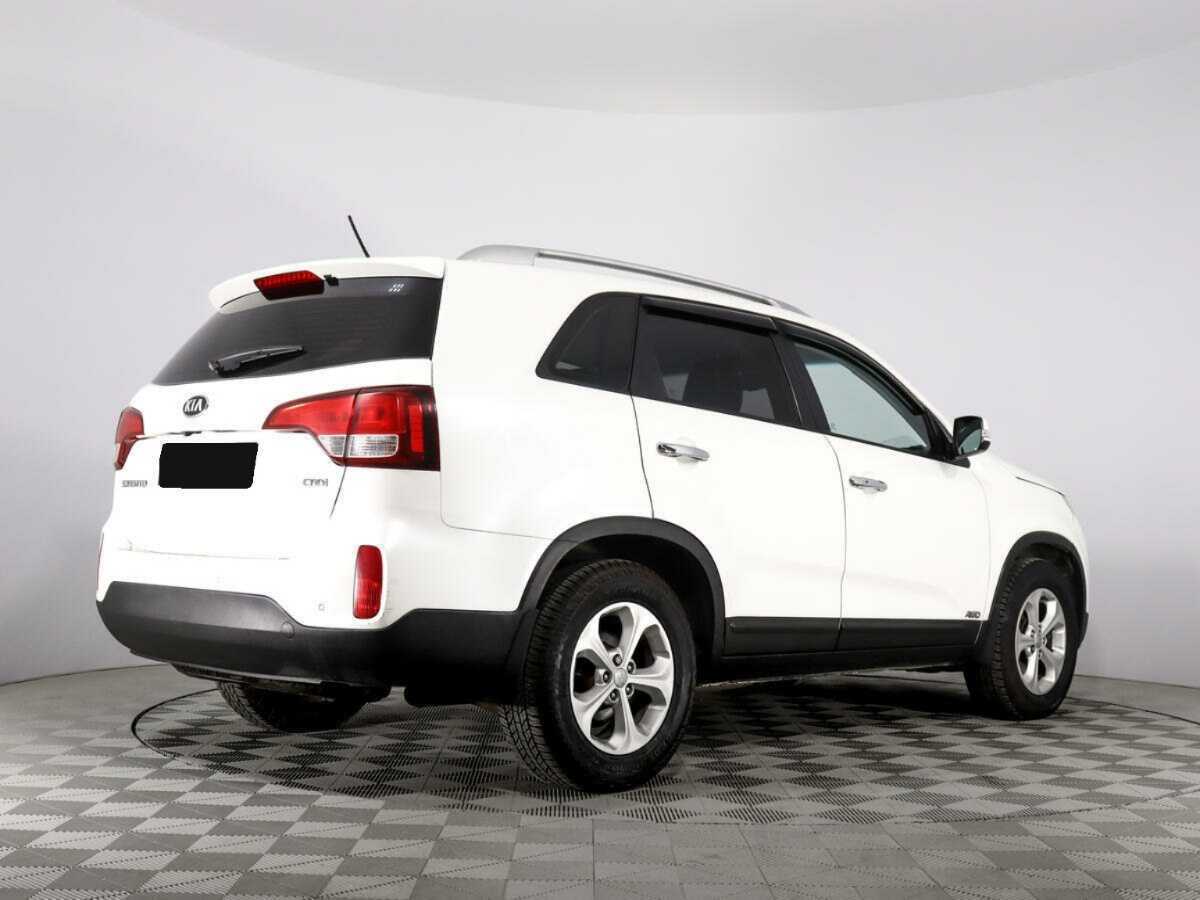 Kia Sorento с пробегом — 2015 год. Фото: #4