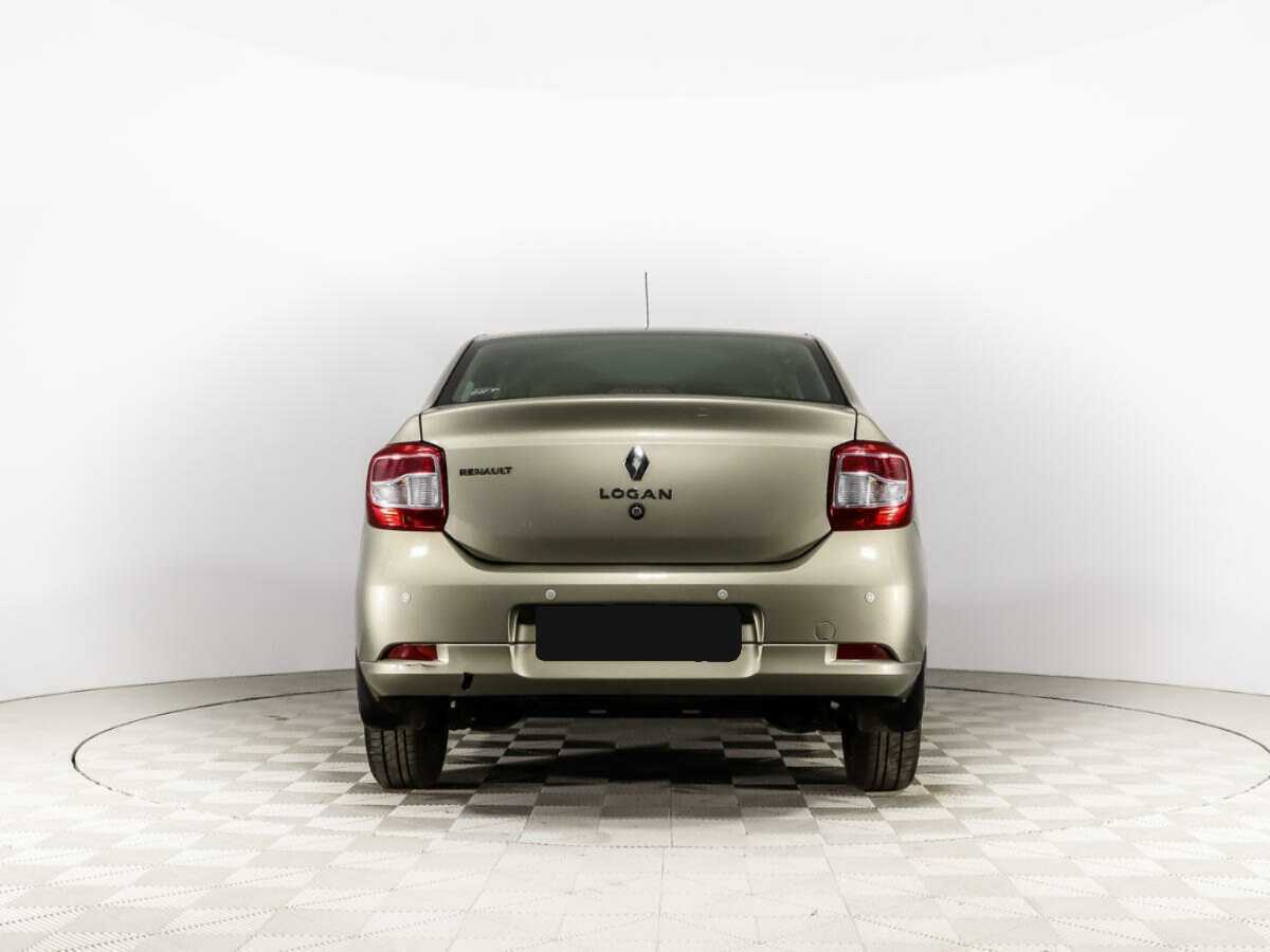 Renault Logan с пробегом — 2014 год. Фото: #5
