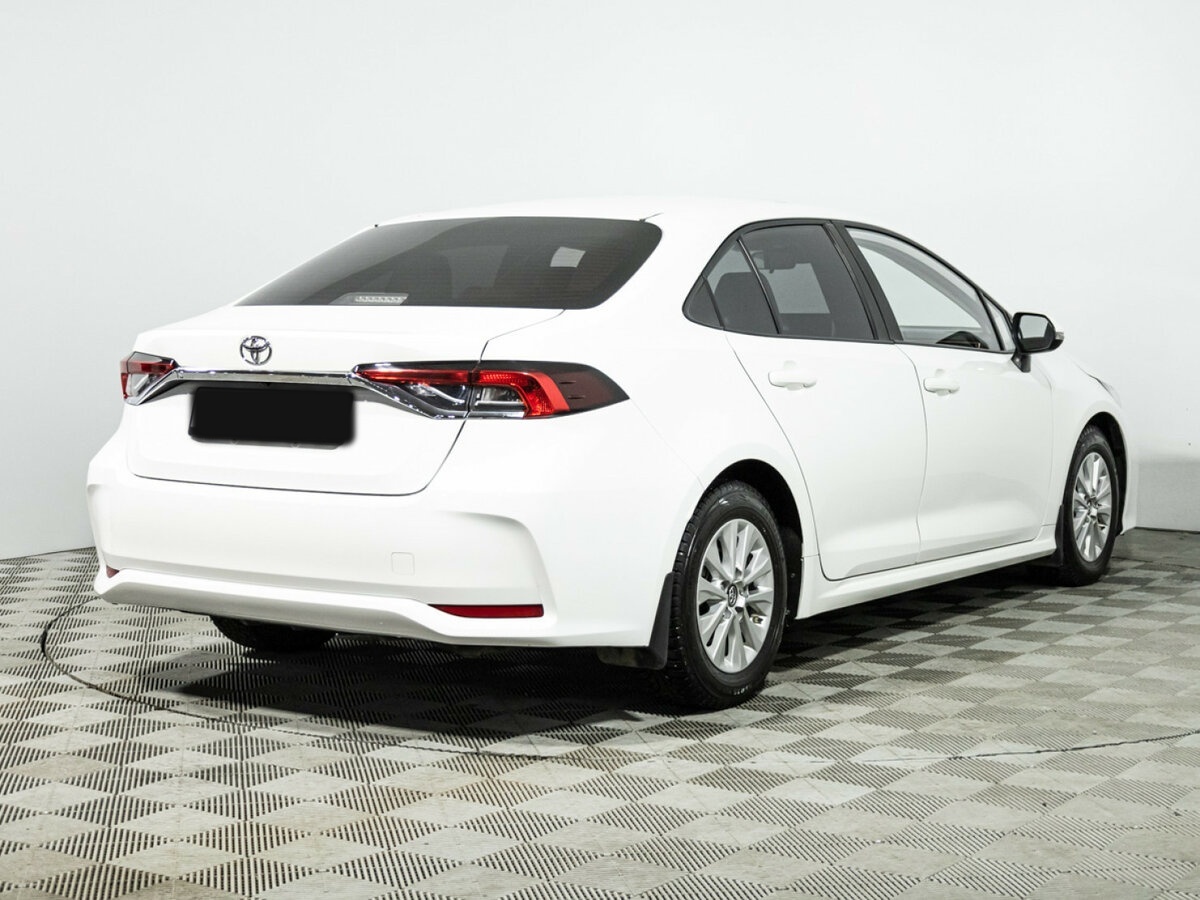 Toyota Corolla с пробегом — 2021 год. Фото: #4