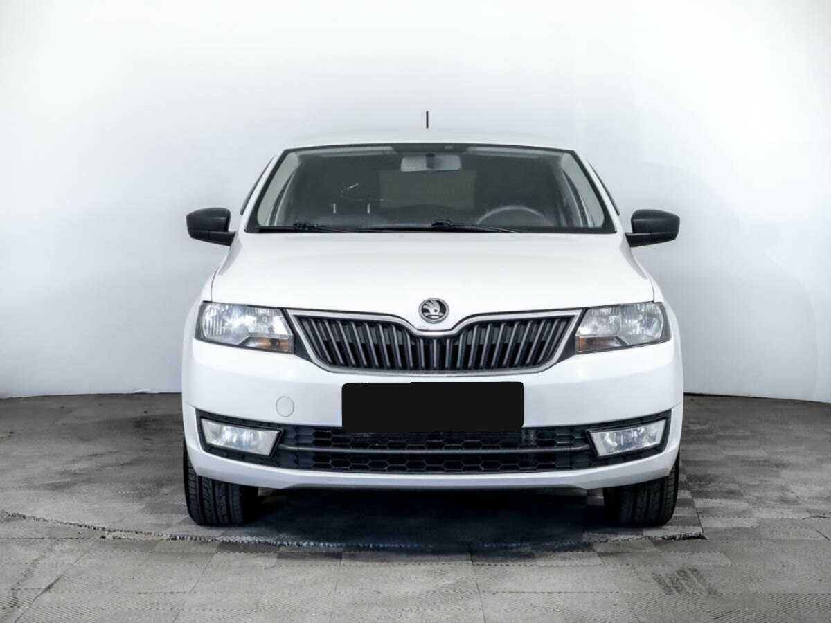 Skoda Rapid с пробегом — 2014 год. Фото: #1