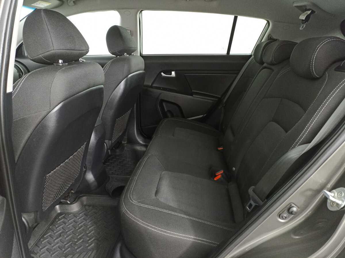 Kia Sportage с пробегом — 2014 год. Фото: #9