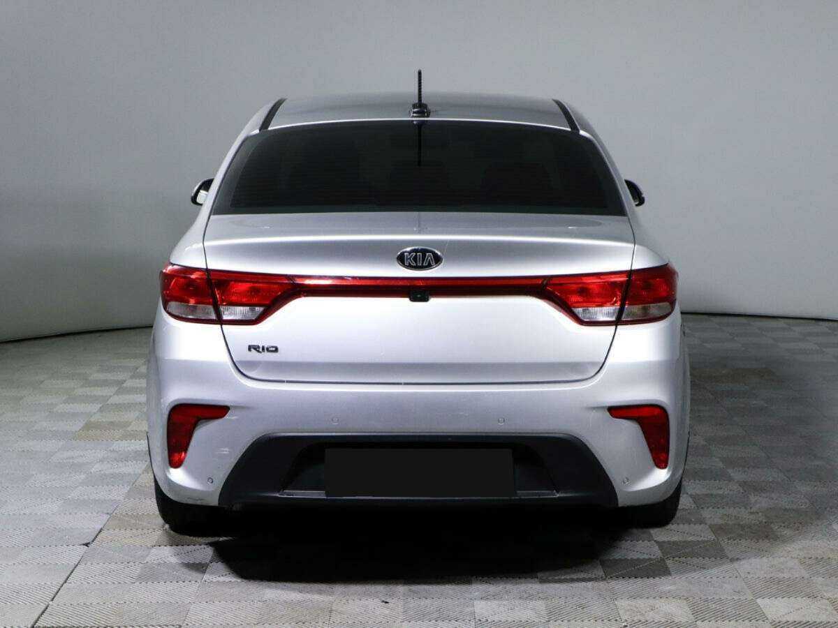 Kia Rio с пробегом — 2018 год. Фото: #6