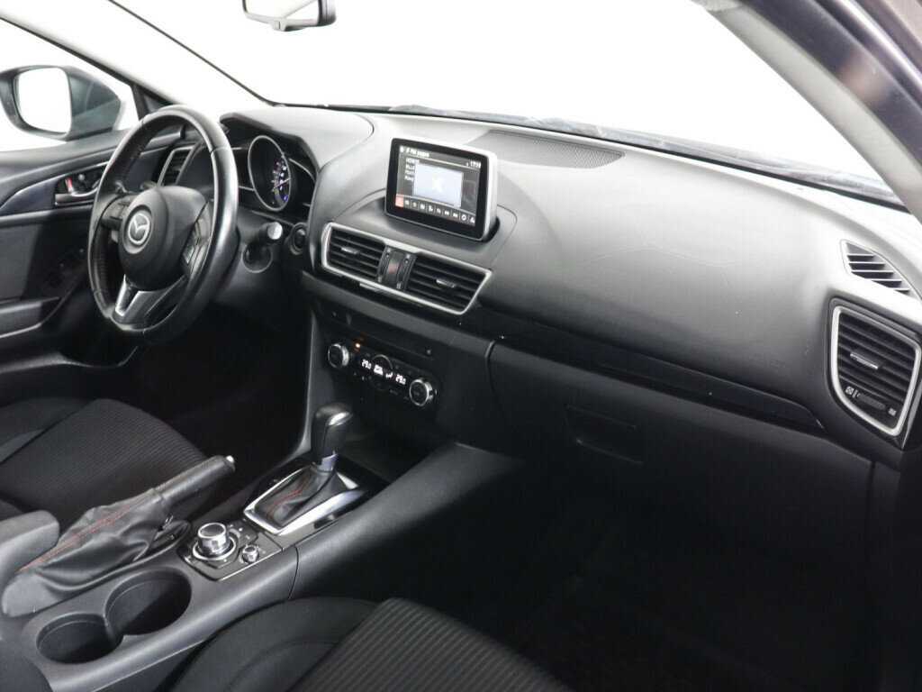 Mazda 3 с пробегом — 2014 год. Фото: #5