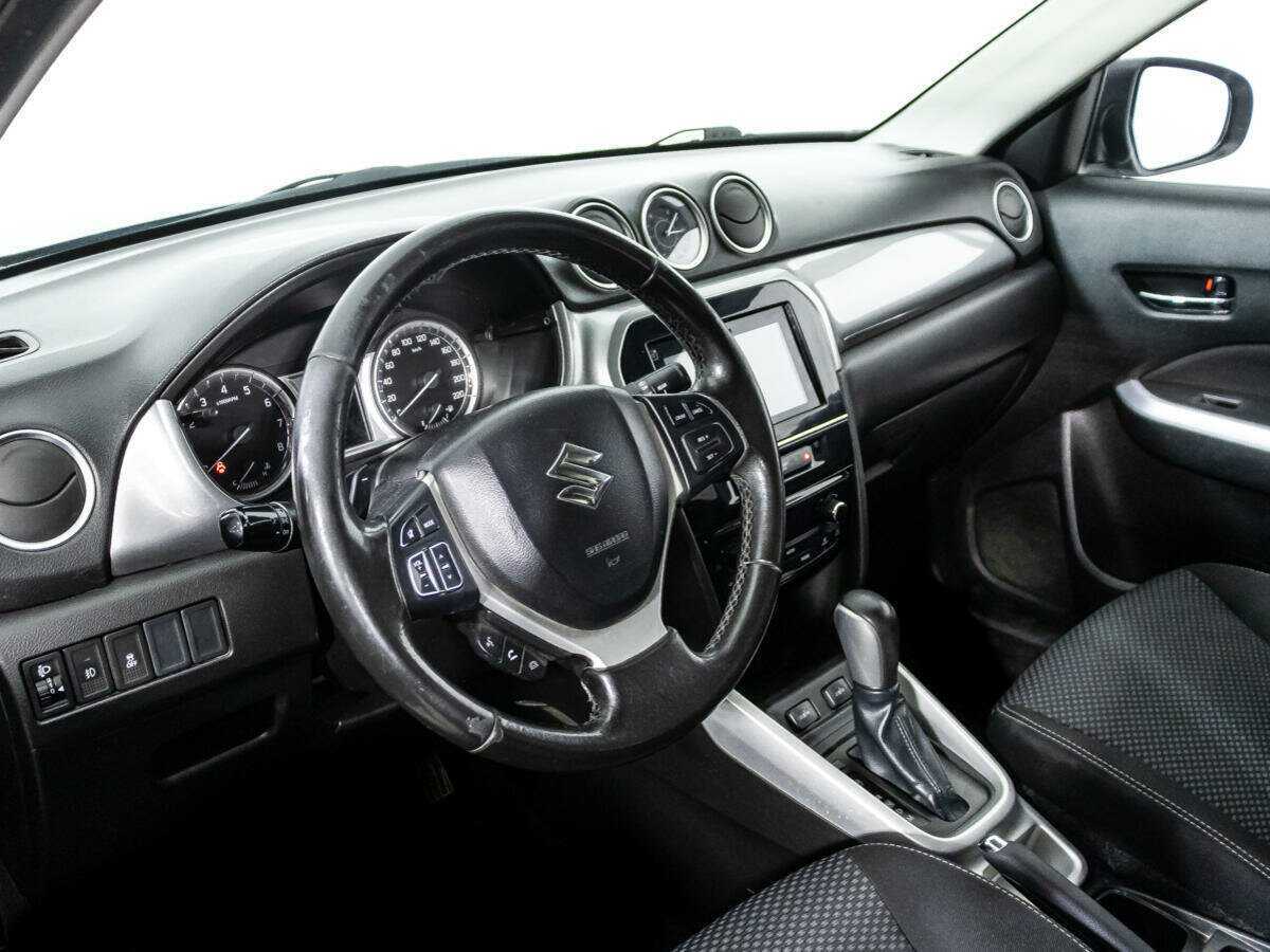 Suzuki Vitara с пробегом — 2017 год. Фото: #10