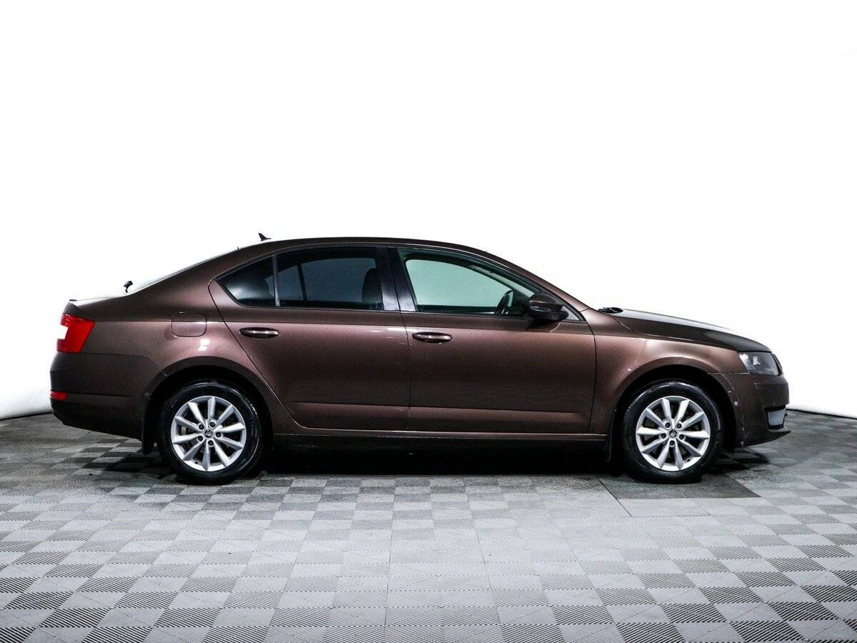 Skoda Octavia с пробегом — 2014 год. Фото: #3