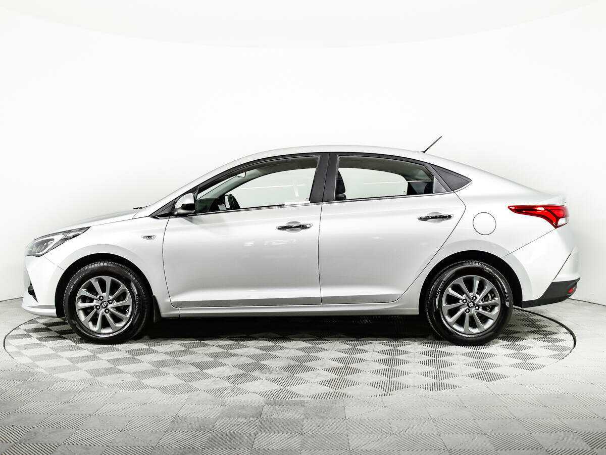 Hyundai Solaris с пробегом — 2021 год. Фото: #7