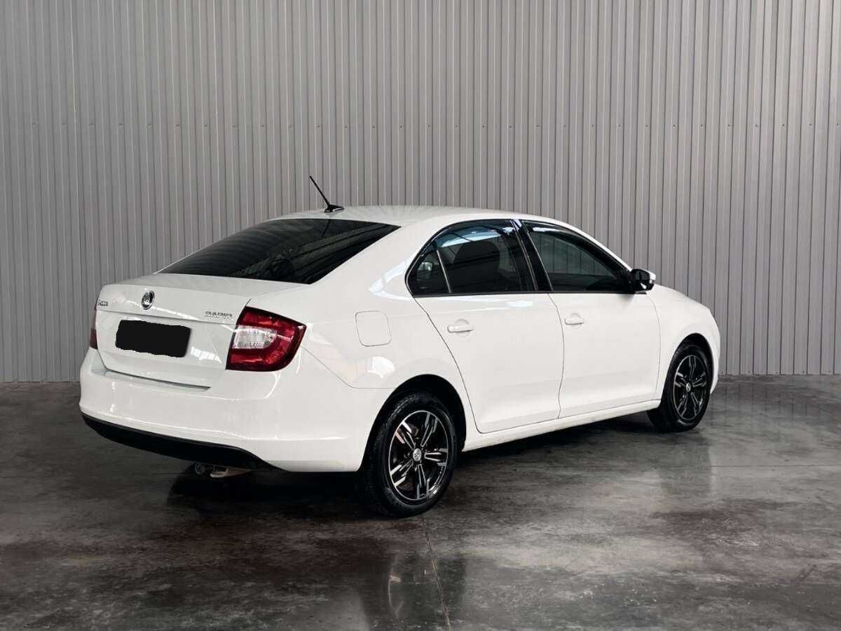 Skoda Rapid с пробегом — 2019 год. Фото: #4