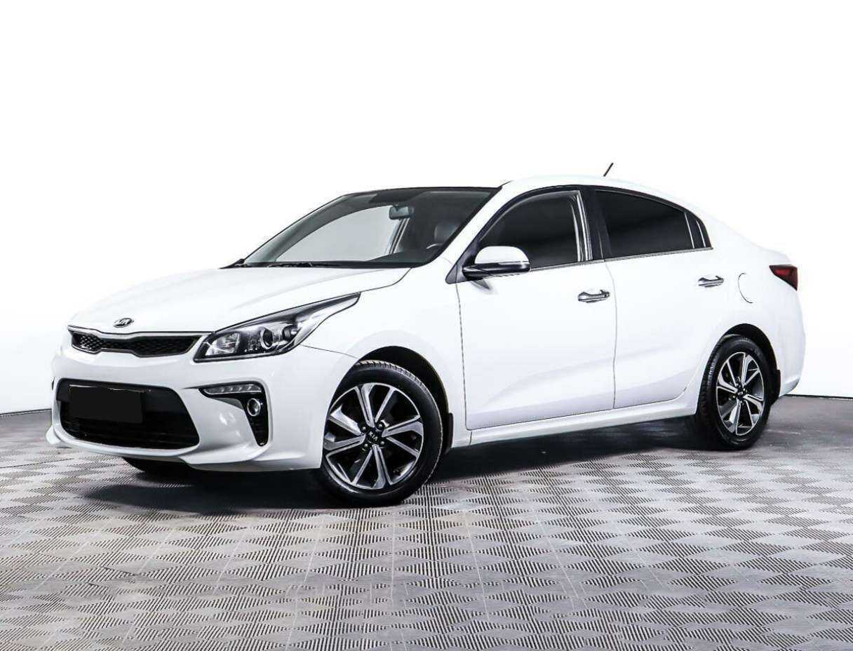 Kia Rio с пробегом — 2017 год. Посмотреть фото