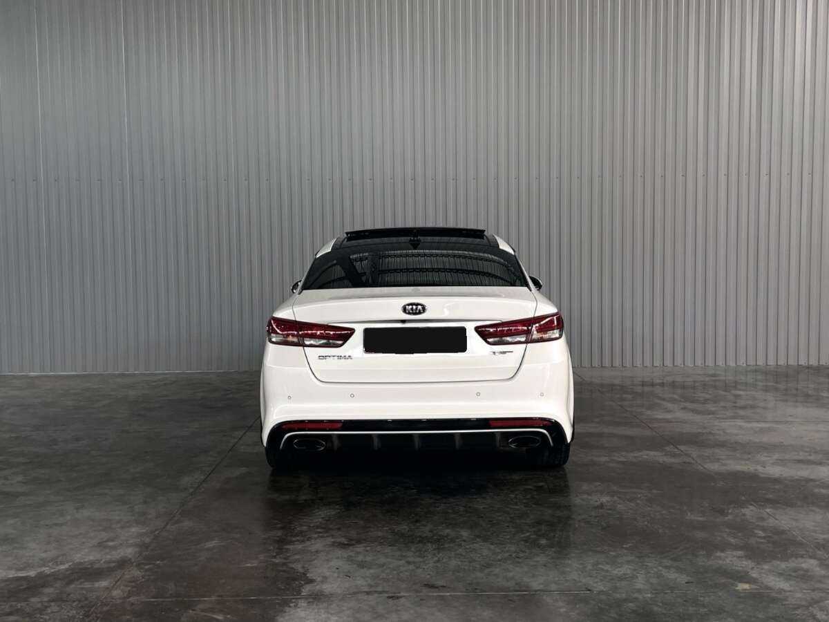 Kia Optima с пробегом — 2017 год. Фото: #5