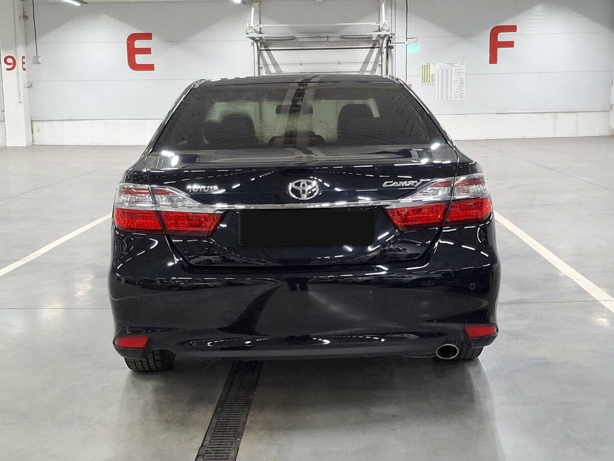 Toyota Camry с пробегом — 2015 год. Фото: #5