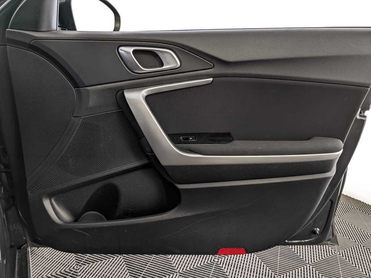 Kia XCeed с пробегом — 2021 год. Фото: #20