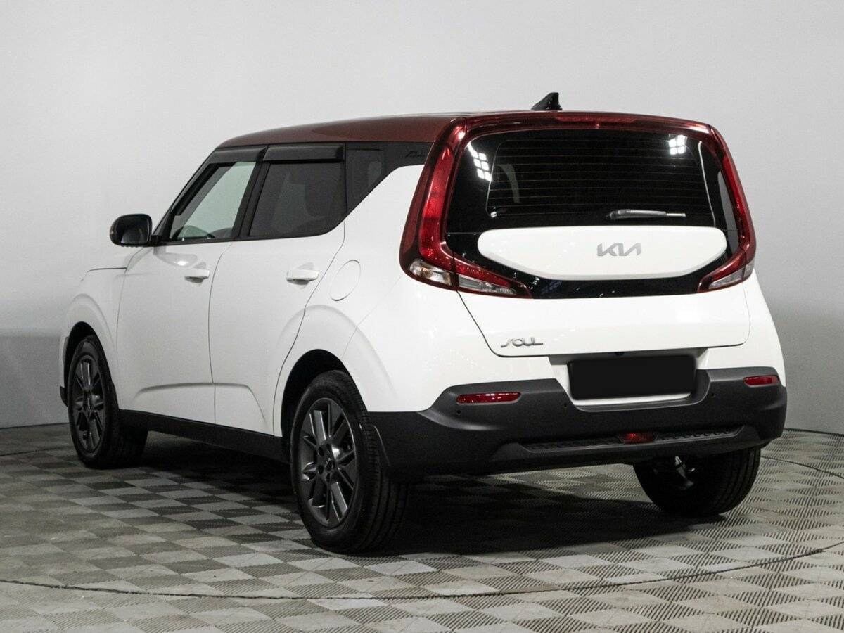 Kia Soul с пробегом — 2022 год. Фото: #6