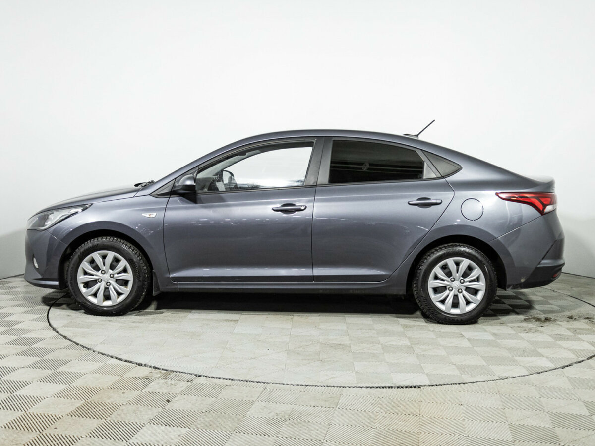 Hyundai Solaris с пробегом — 2021 год. Фото: #7