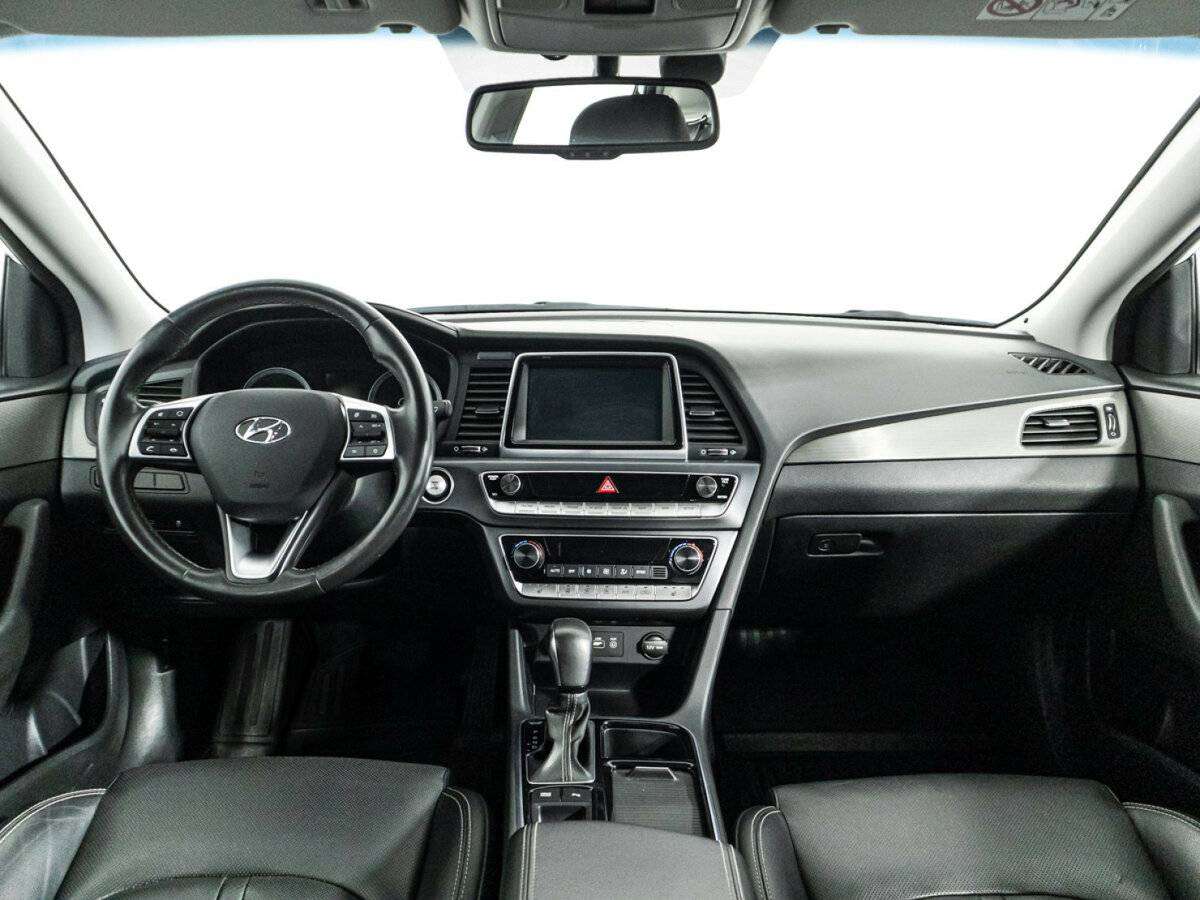 Hyundai Sonata с пробегом — 2019 год. Фото: #12