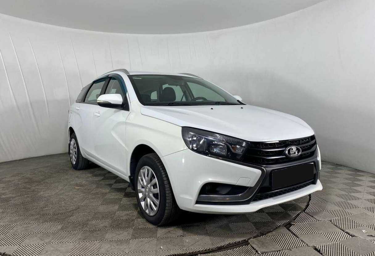 Lada (ВАЗ) Vesta с пробегом — 2019 год. Фото: #2