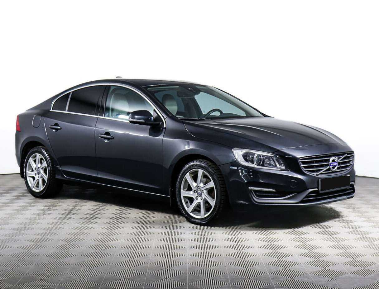 Volvo S60 с пробегом — 2014 год. Фото: #2