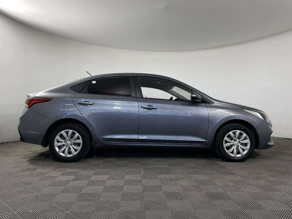 Hyundai Solaris с пробегом — 2017 год. Фото: #3