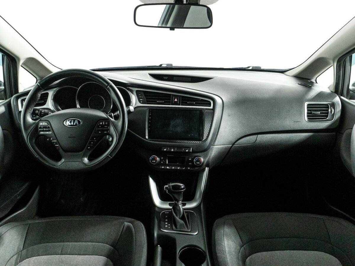 Kia Ceed с пробегом — 2017 год. Фото: #12