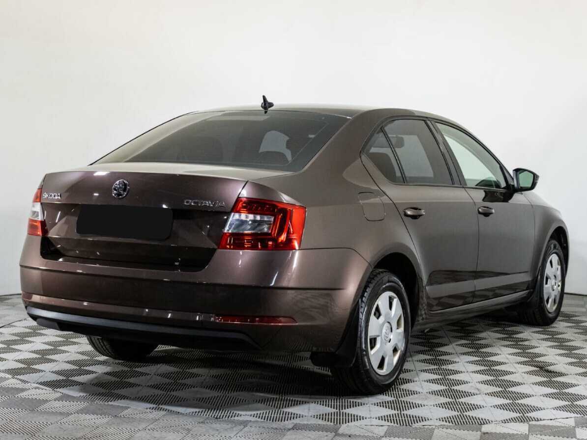 Skoda Octavia с пробегом — 2020 год. Фото: #3