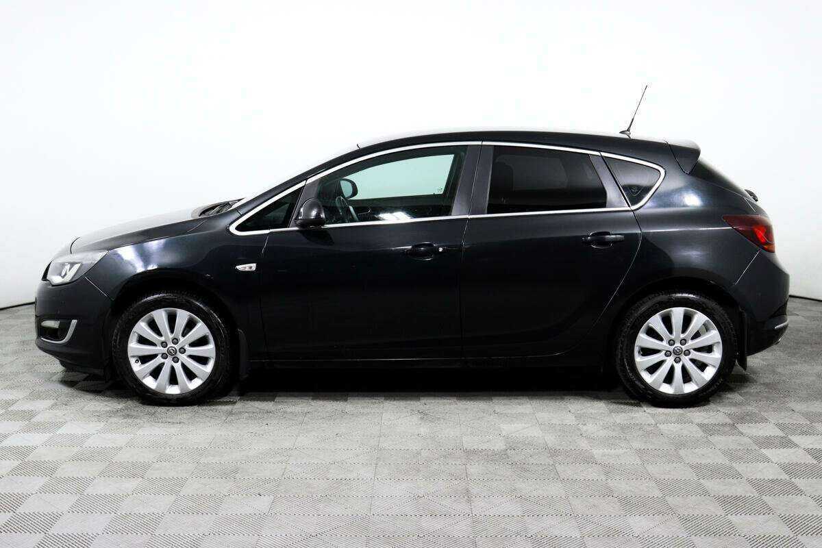 Opel Astra с пробегом — 2014 год. Фото: #7