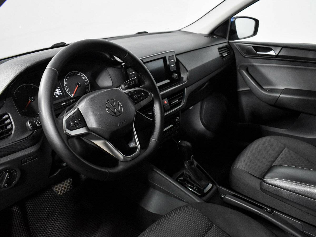 Volkswagen Polo с пробегом — 2021 год. Фото: #8