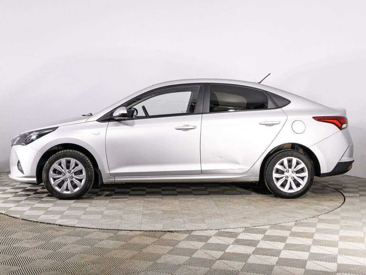 Hyundai Solaris с пробегом — 2020 год. Фото: #7