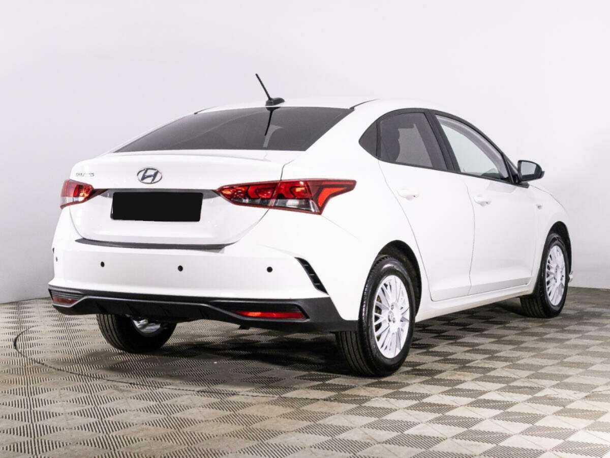 Hyundai Solaris с пробегом — 2021 год. Фото: #4