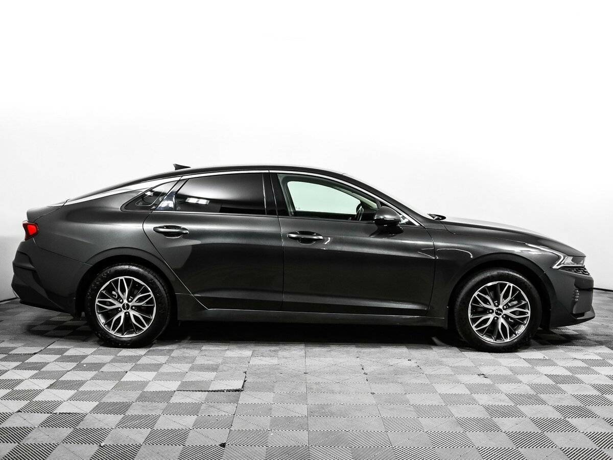 Kia K5 с пробегом — 2023 год. Фото: #3