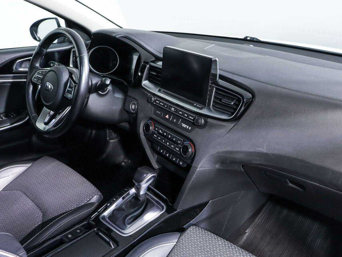 Kia Ceed с пробегом — 2018 год. Фото: #8