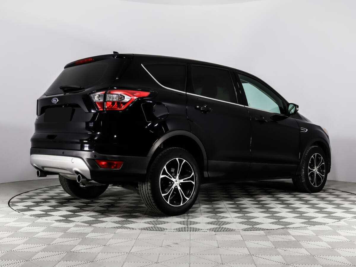 Ford Kuga с пробегом — 2017 год. Фото: #3