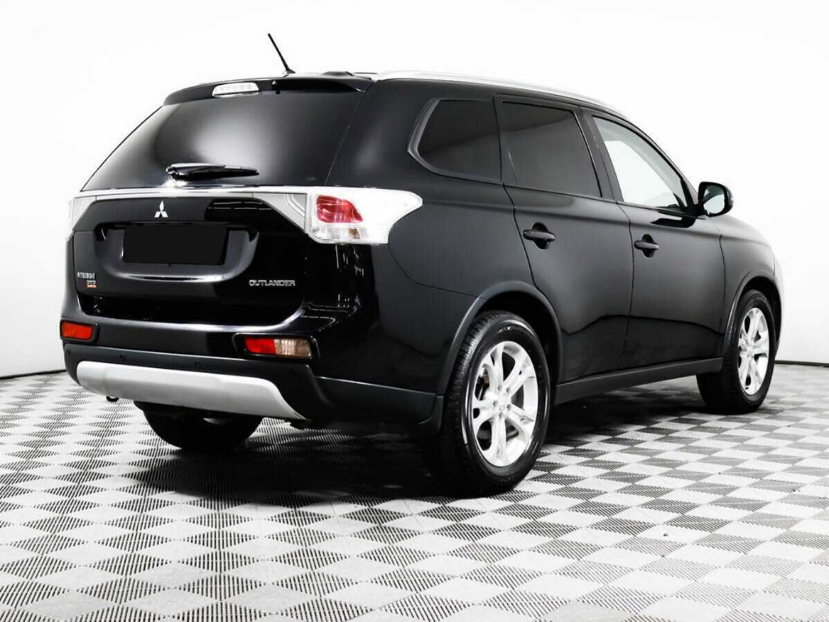 Mitsubishi Outlander с пробегом — 2014 год. Фото: #4