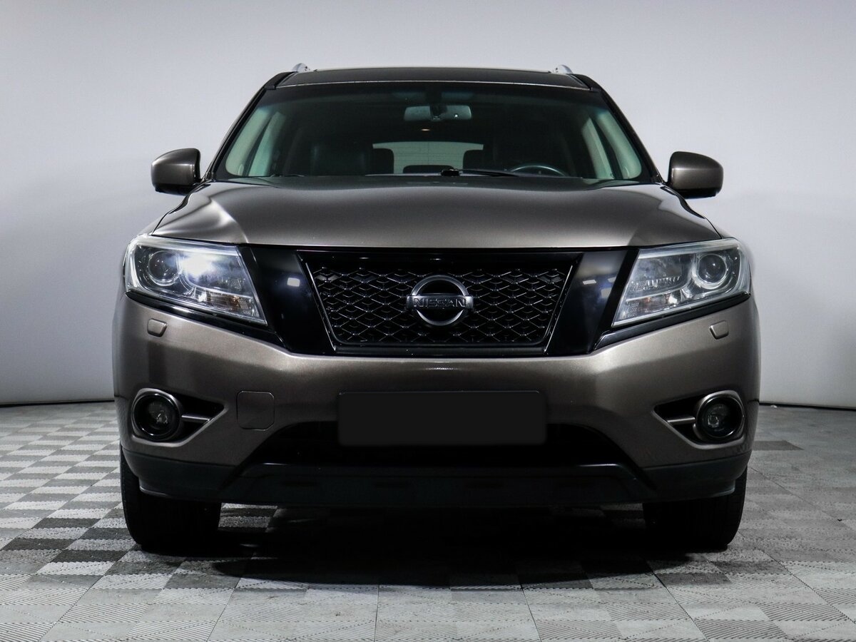 Nissan Pathfinder с пробегом — 2015 год. Фото: #1