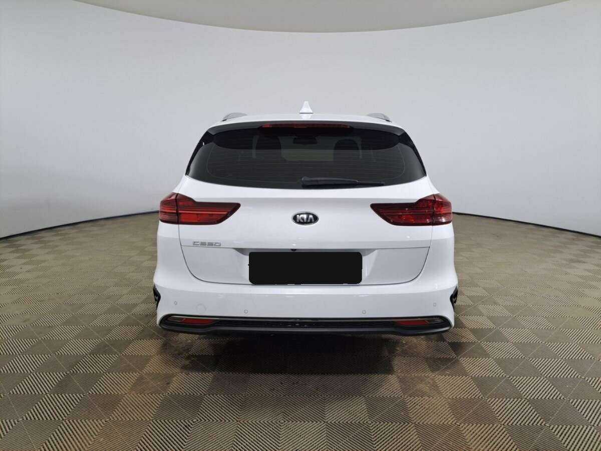 Kia Ceed с пробегом — 2021 год. Фото: #3