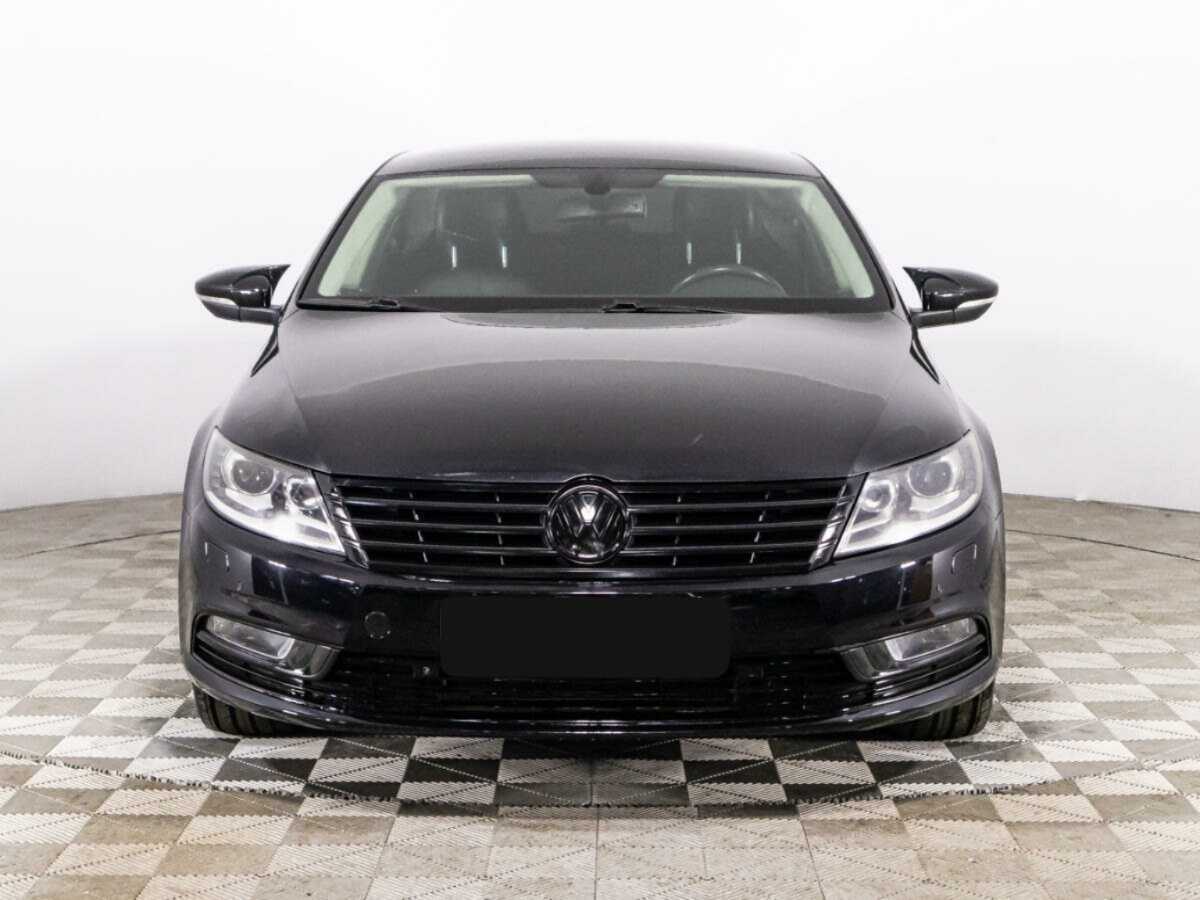 Volkswagen Passat CC с пробегом — 2013 год. Фото: #1