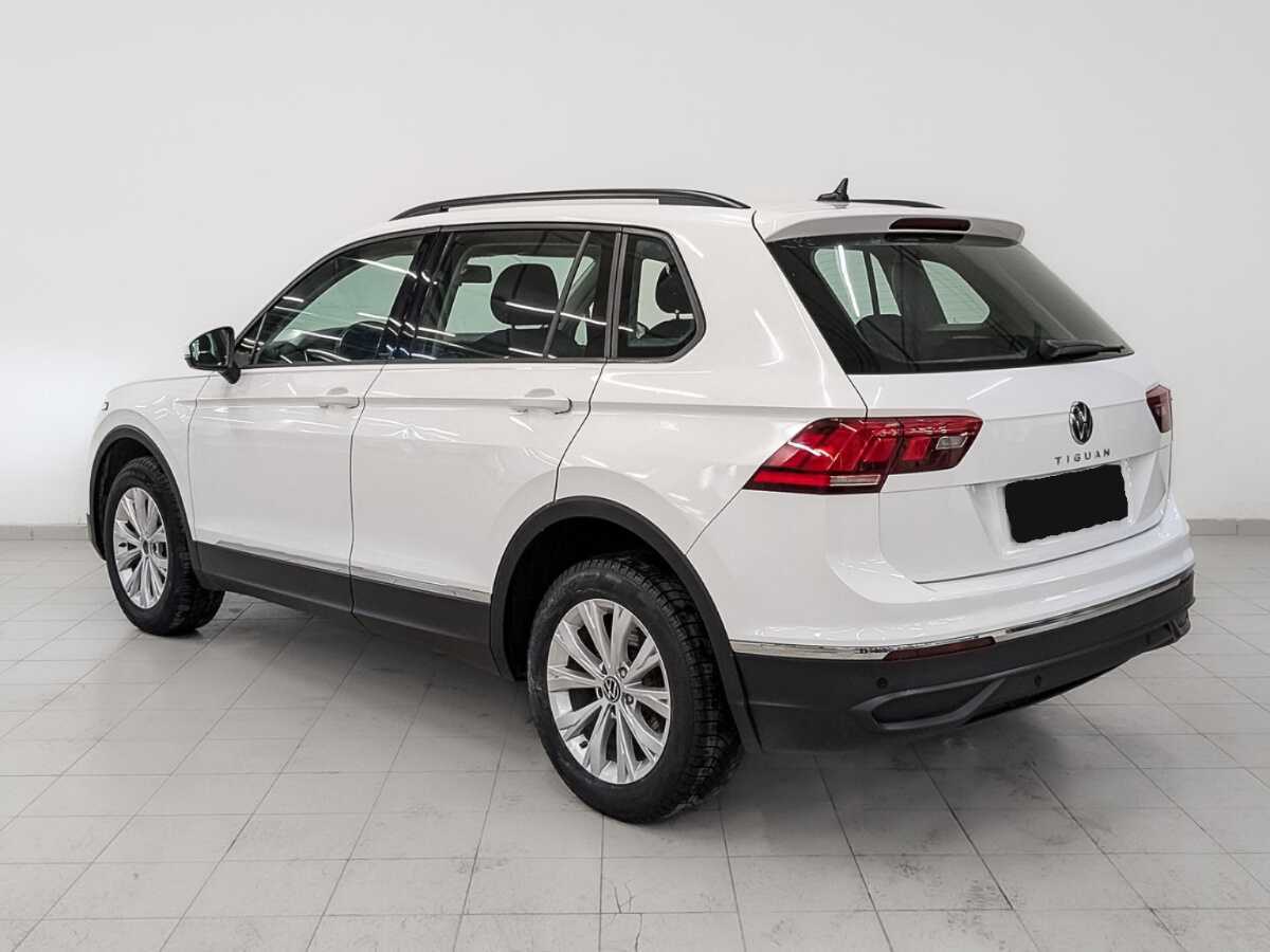 Volkswagen Tiguan с пробегом — 2021 год. Фото: #6