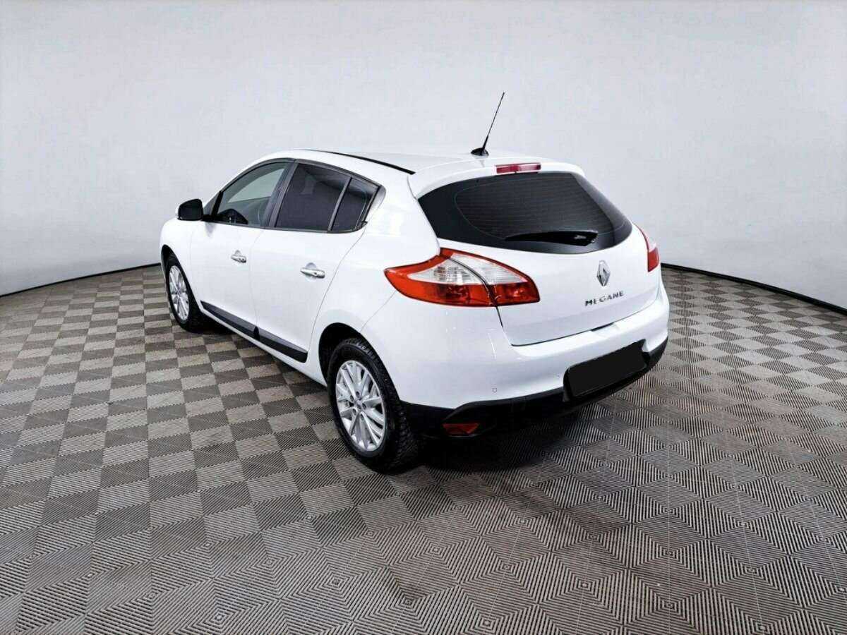 Renault Megane с пробегом — 2014 год. Фото: #6
