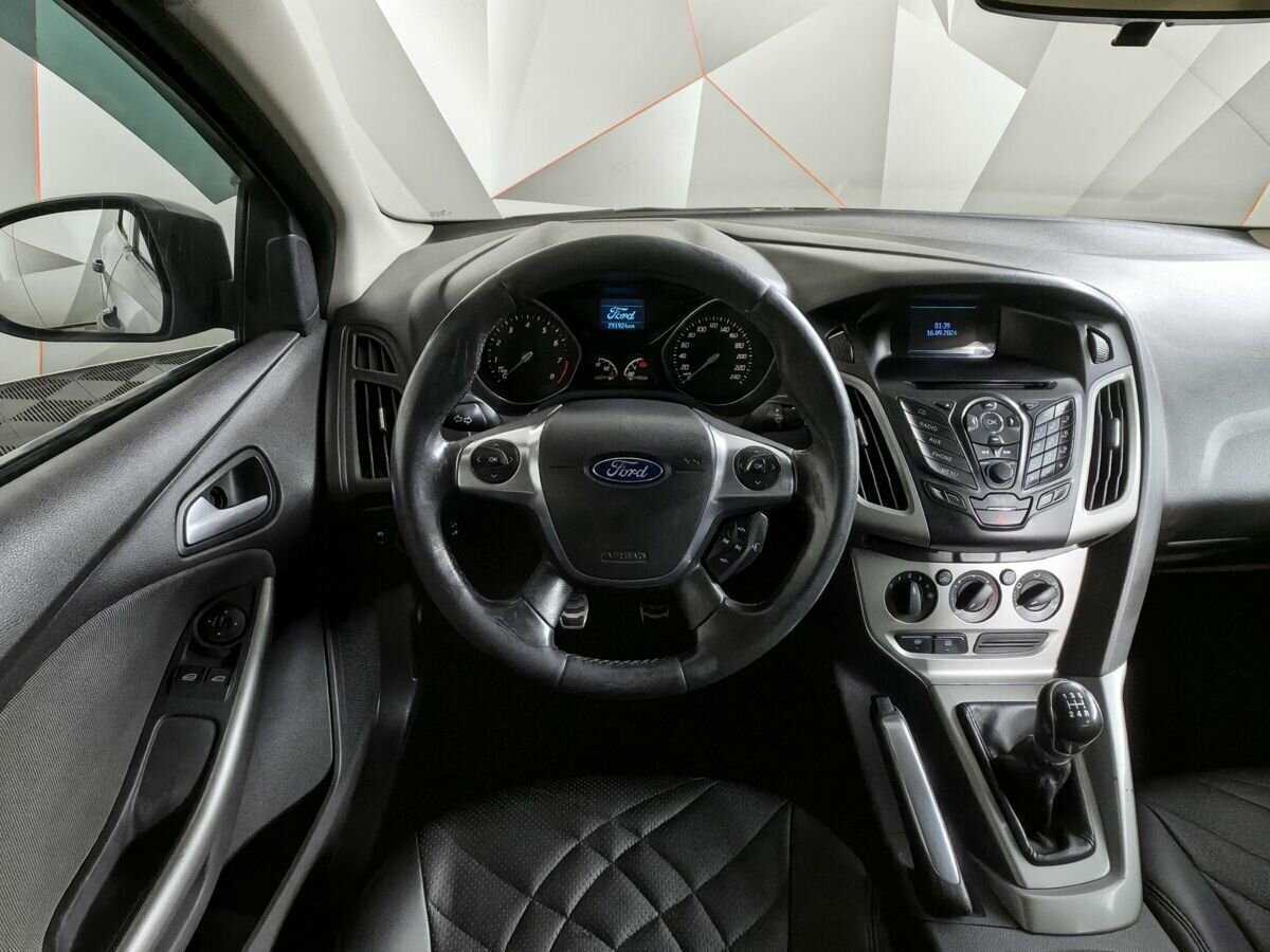 Ford Focus с пробегом — 2012 год. Фото: #13
