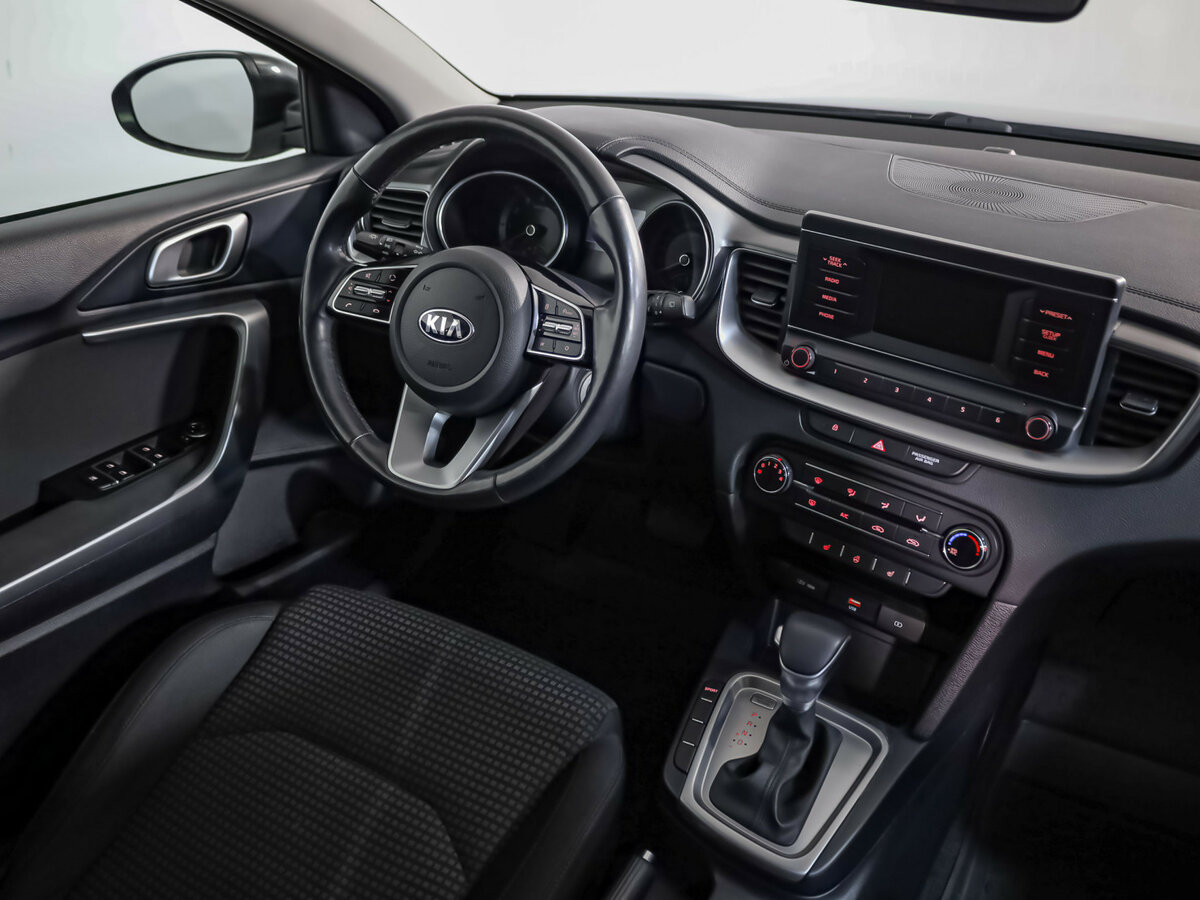 Kia Ceed с пробегом — 2020 год. Фото: #6
