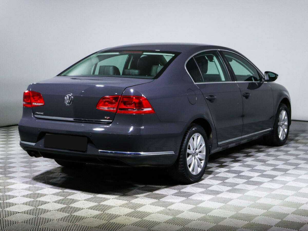 Volkswagen Passat с пробегом — 2014 год. Фото: #3