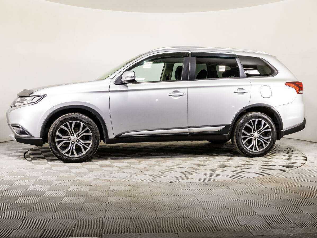 Mitsubishi Outlander с пробегом — 2018 год. Фото: #7