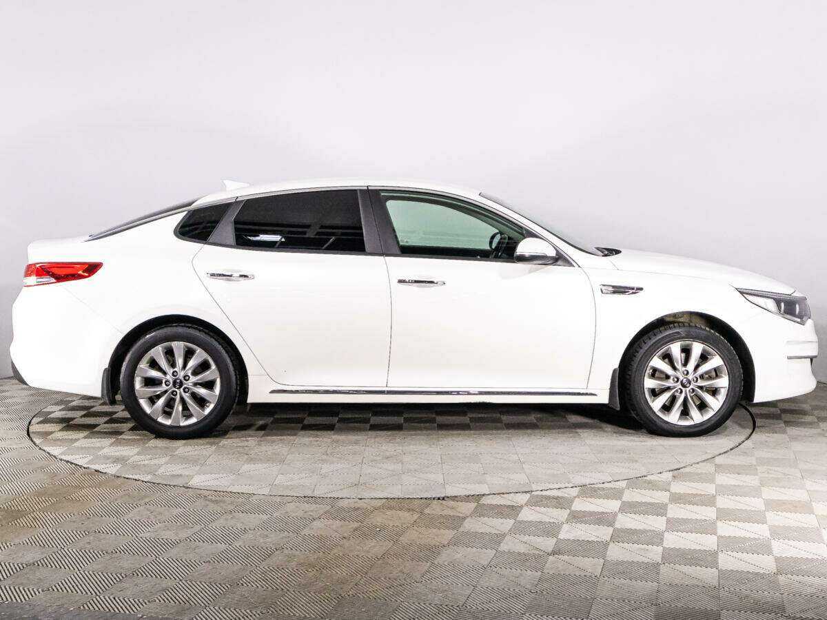 Kia Optima с пробегом — 2017 год. Фото: #3
