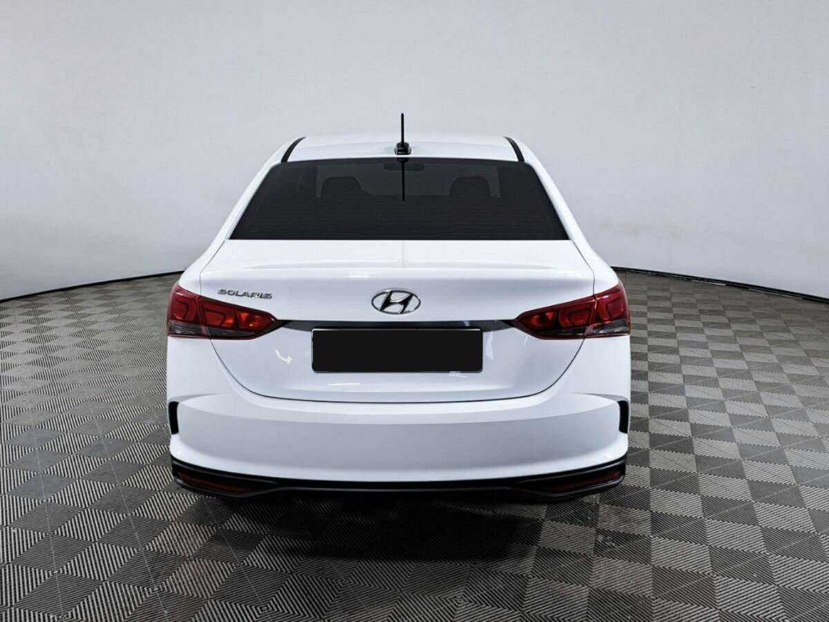 Hyundai Solaris с пробегом — 2021 год. Фото: #4