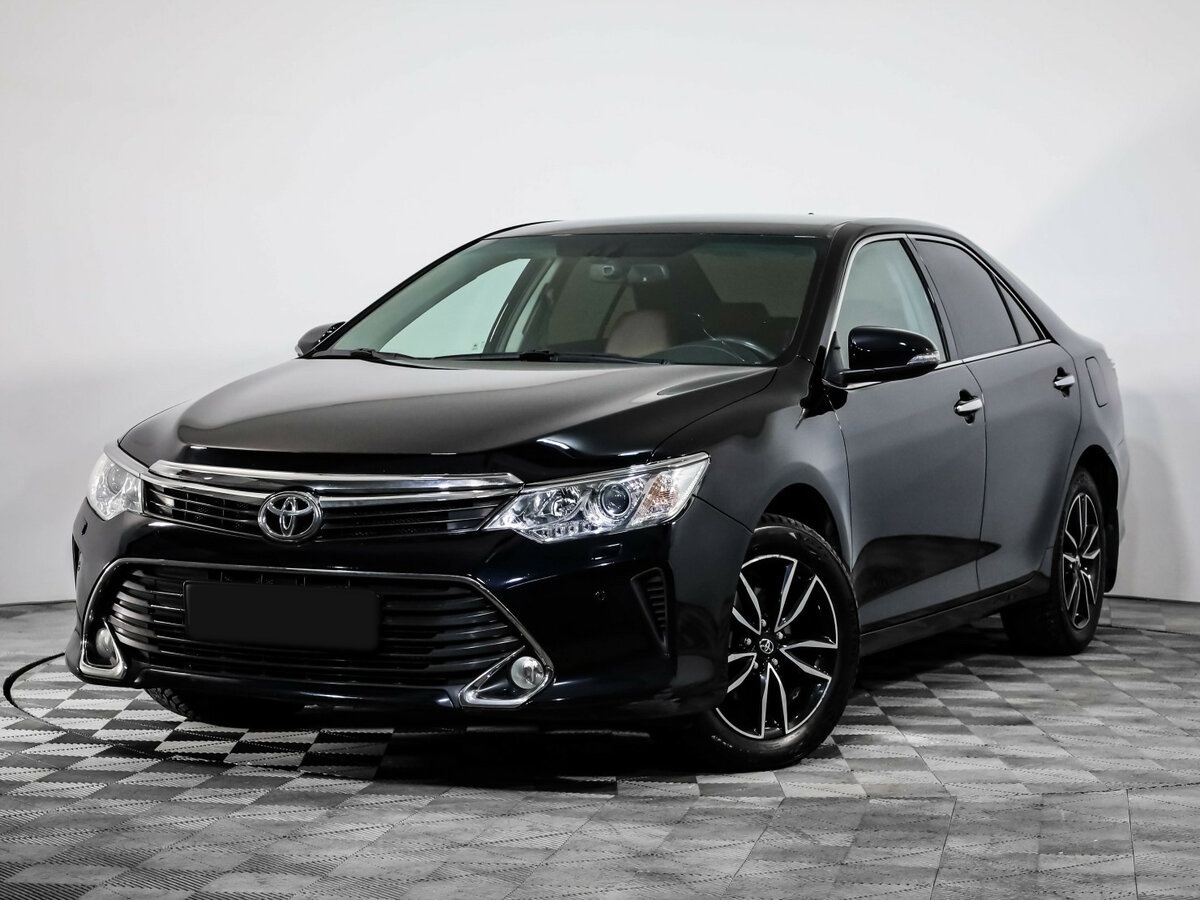 Toyota Camry с пробегом — 2016 год. Фото: #0