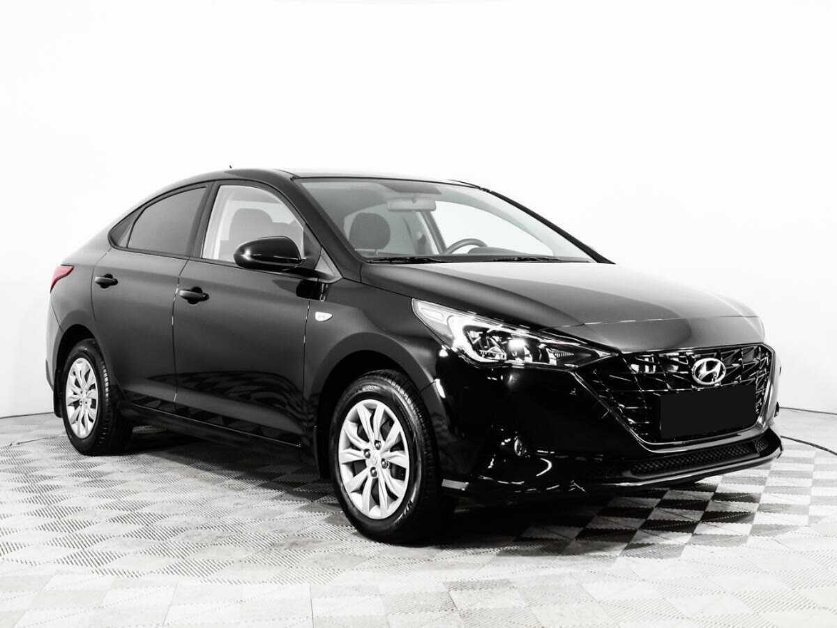 Hyundai Solaris с пробегом — 2022 год. Фото: #2