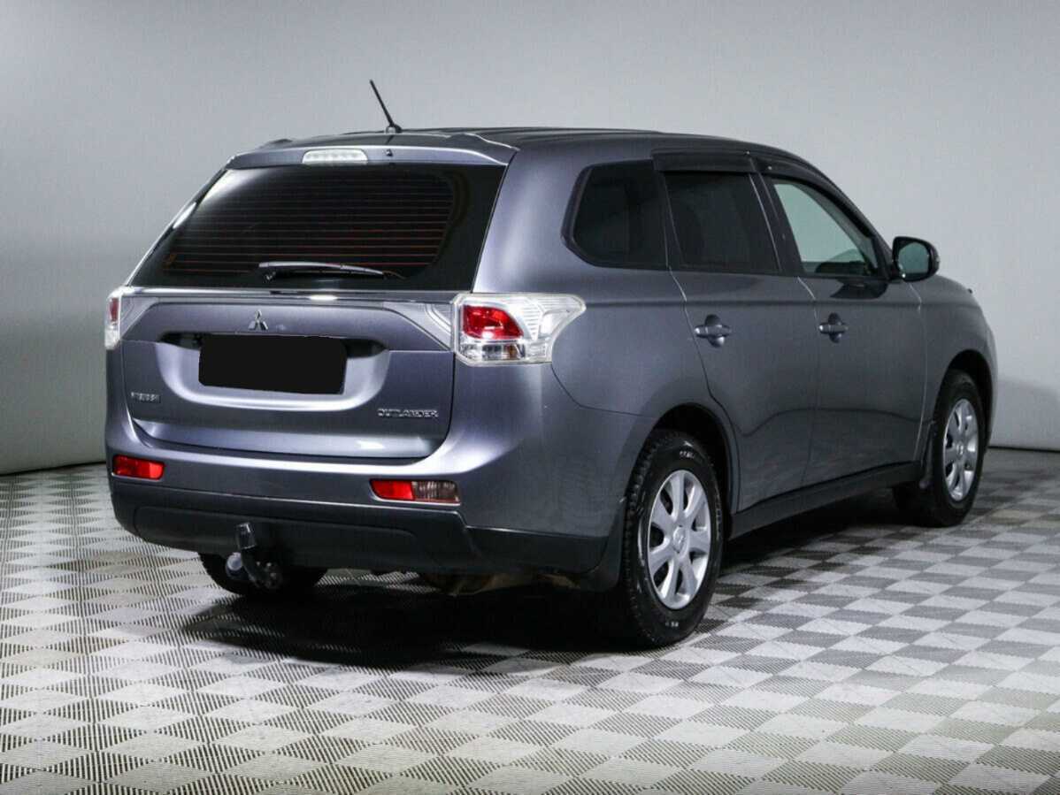 Mitsubishi Outlander с пробегом — 2013 год. Фото: #4